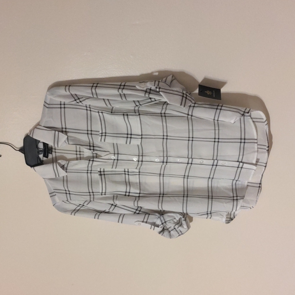Fortune and ivy v neck button down shirt size small nwt